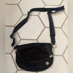 Lululemon belt bag